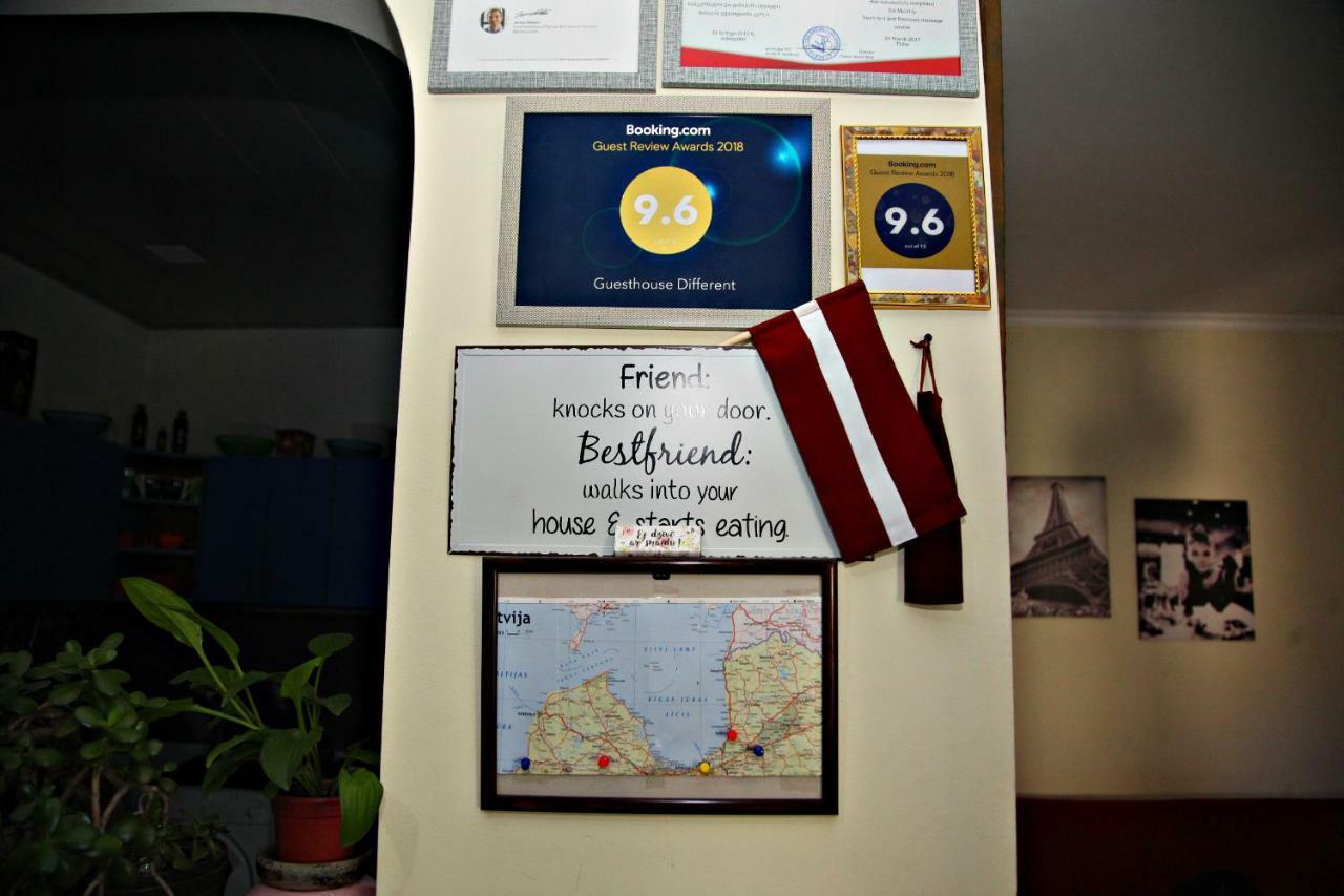 Guesthouse Different Tbilisi Bagian luar foto